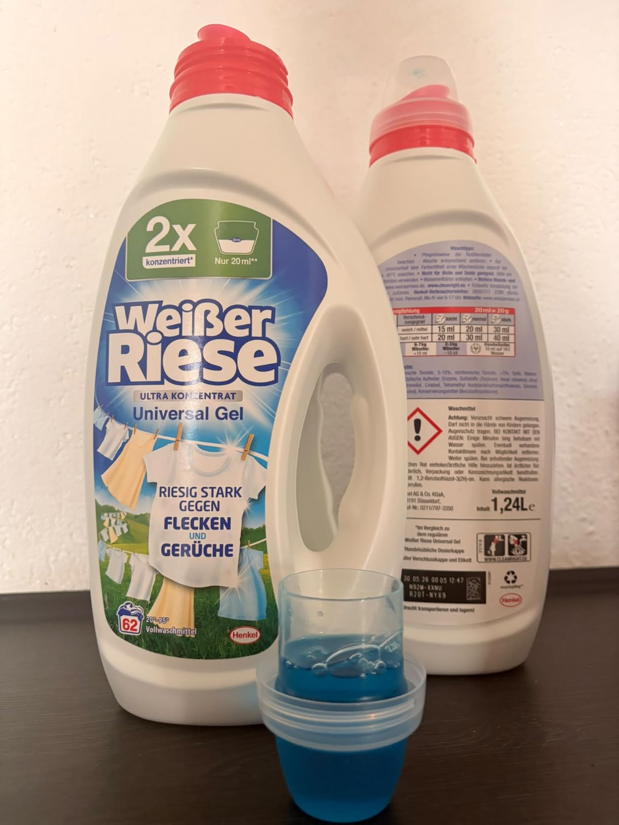 Weiße Handtücher wieder hell